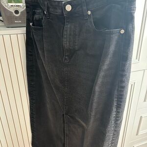 LOFT midi black denim skirt size 8